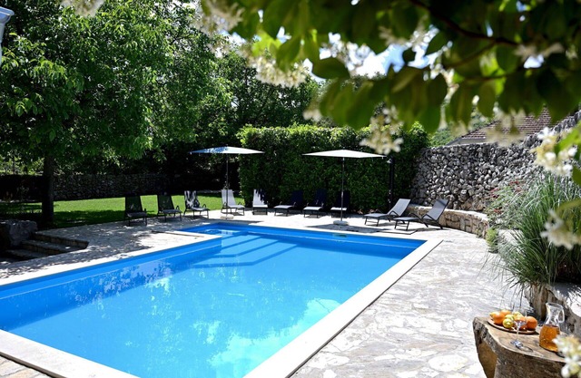 Stunning private villa with private pool, WIFI, A/C, TV, terrace, panoramic view and parking