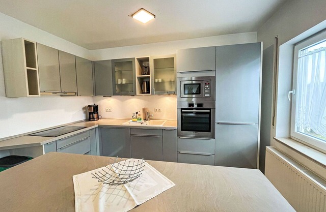 Stunning private villa for 6 people with WIFI, TV, terrace and pets allowed