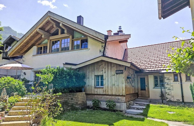 Stunning private villa for 7 people with WIFI, TV, terrace, pets allowed and parking