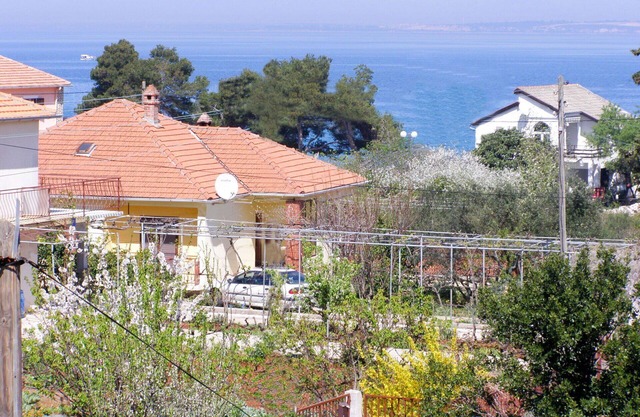 Stunning private villa for 8 guests with A/C, WIFI, TV and terrace