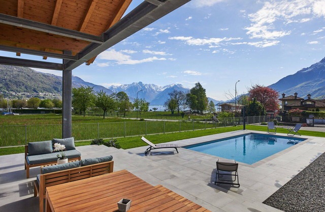 Stunning private villa for 5 people with private pool, TV and terrace