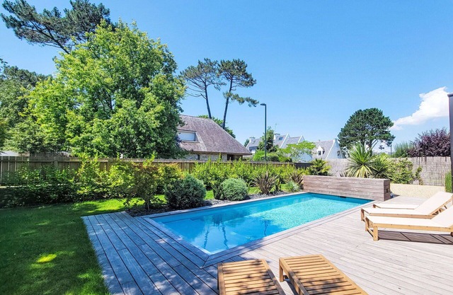 Stunning private villa for 10 people with private pool, WIFI and TV