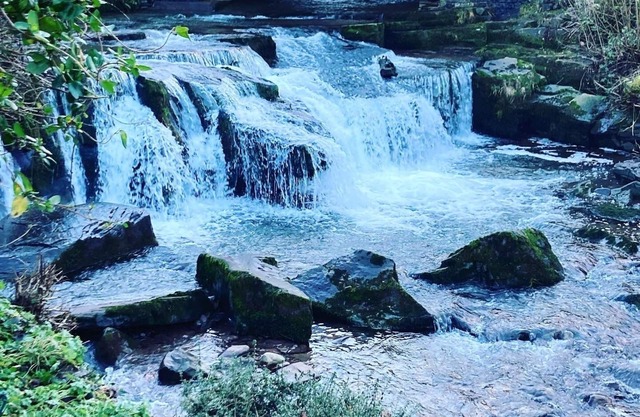 Stunning riverside apartment/barn, own waterfall view’s & nestled in nature