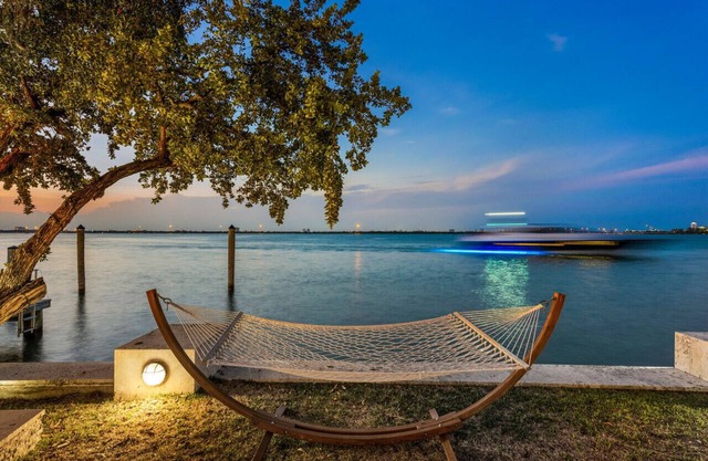 Stunning Sanctuary with Wide Bay Views and Dock