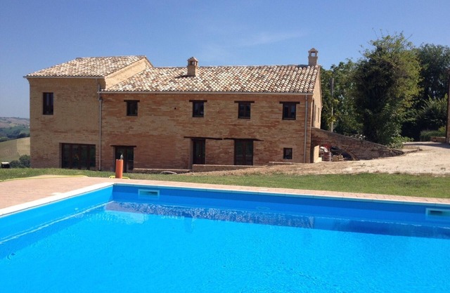 Stunning views, close to sandy beaches and gorgeous mountains