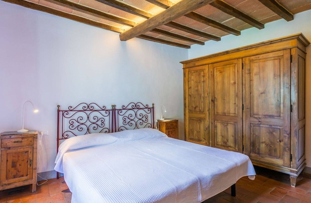 Stunning villa for 4 guests with WIFI, TV, patio and panoramic view