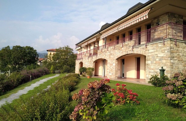 Stunning villa for 4 guests with WIFI, TV, terrace and parking