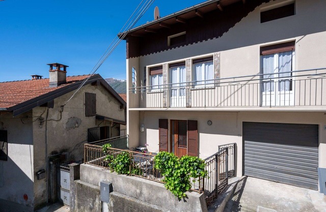 Stunning villa for 4 people with WIFI, TV, terrace, pets allowed and parking