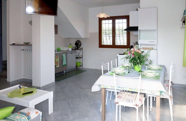 Stunning villa for 6 people with WIFI, TV, terrace and parking