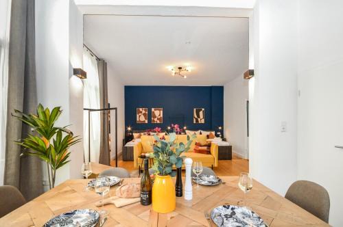 Stylisches Altbau-Loft nahe Bielefeld Hbf mit Outdoor-Oase