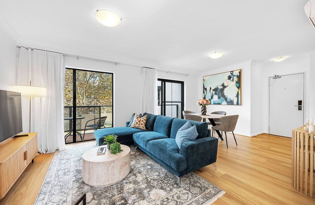 Stylish 2BR Urban Retreat
