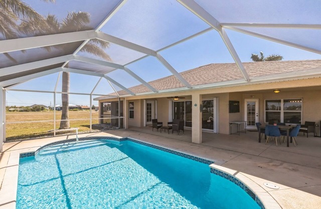 Stylish 3BR/2BA Retreat with Pool in Cape Coral