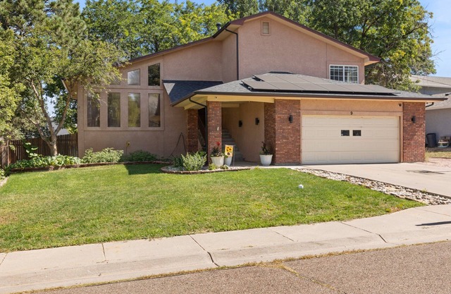 Stylish 4 level home in a quiet safe neighborhood nestled in a cul-de-sac.