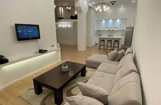 Stylish Comfort in the Heart of the City – Khedi House Apartments