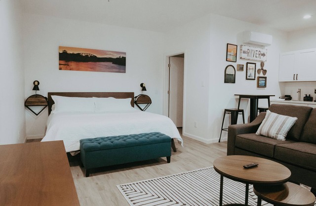 Stylish Downtown Yuma Retreat with River Vibes