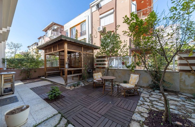 Stylish Duplex with Garden and Gazebo in Muratpasa