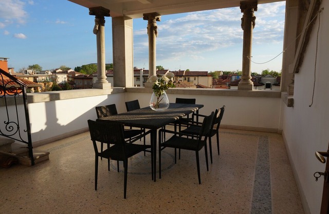 Stylish Penthouse Apartment in Venice Lido, 10 minutes from Saint Marks Square