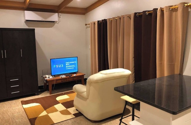 Stylish studio escape in Nuku'alofa – comfort meets tropical charm!
