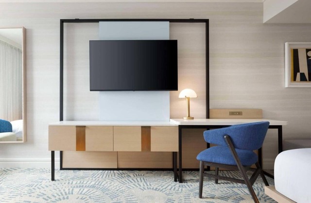 Stylish Unit w/Outdoor Pool by Bush Presidential Center