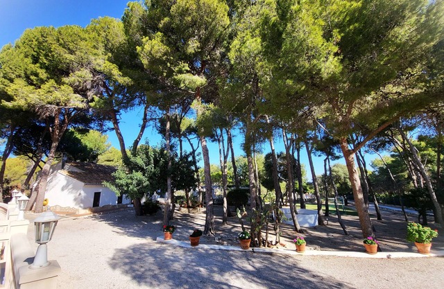 Suchen Sie Ruhe und Privatsphäre Während dem Urlaub? Diese Villa ist die Antwort