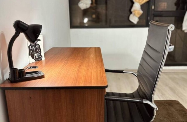 Suit in downtown Quito