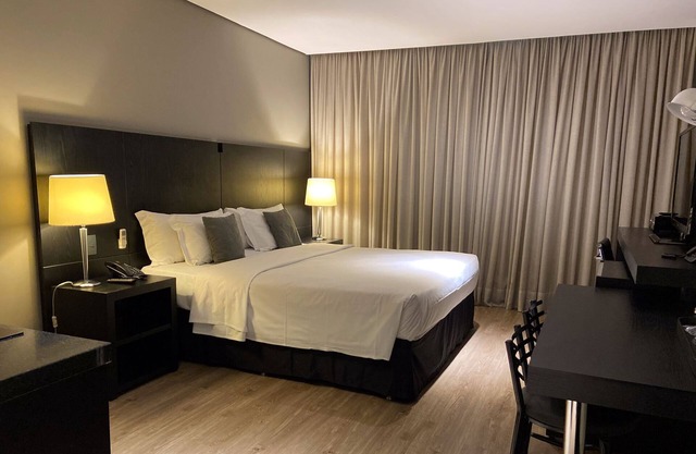Suite Double with kitchen by ¼ UmQuarto 7-PR.