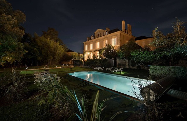 Suite-Family-Private Bathroom-Pool view-suite 4 etoiles