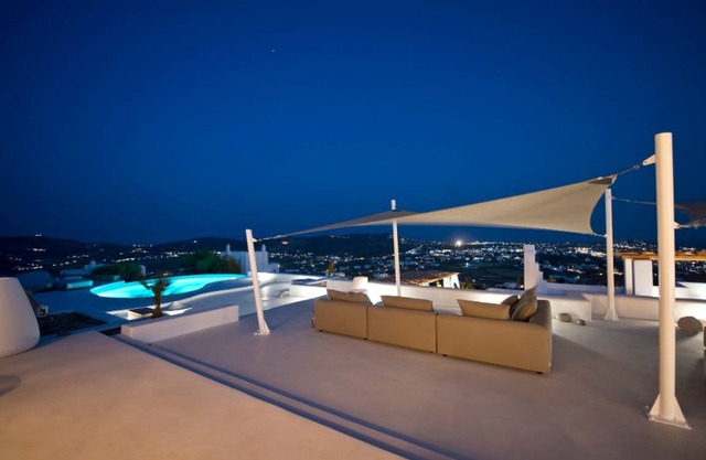 Suite Ruby one bedroom suite with shared pool in Agia Sofia