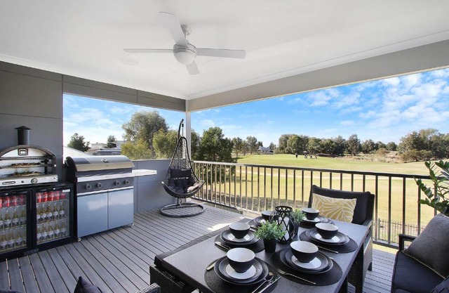 Suite @ The Clubhouse on Robinson, Black Bull Golf Course