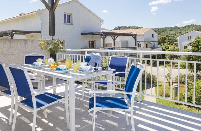 Summer apartment in the hilly landscape of Oletta