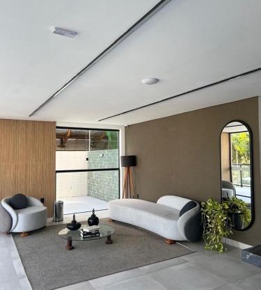Summer flat