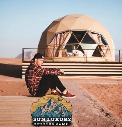 SUN BUBBLE lUXURY CAMP