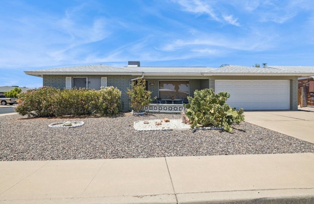 Sunland Village-55+ Golf Community-Golfing getaway