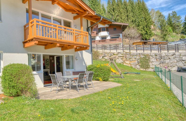 Sunny apartment in a great location