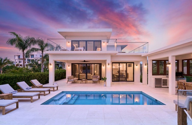 Sunny Bay Estate Villa 4- 4 Bedroom Waterfront Villa VIP Services