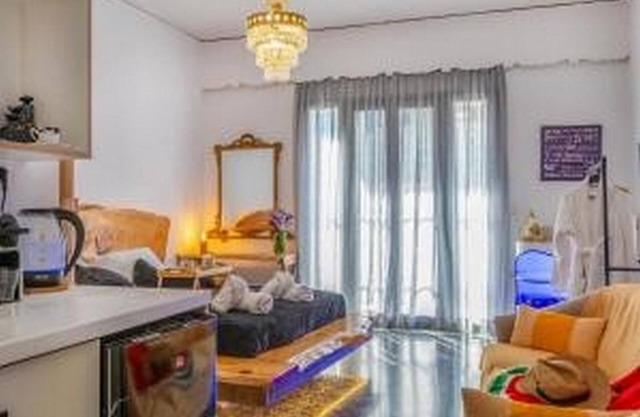 Sunny Palm Room Crete