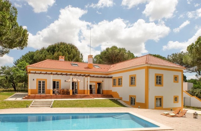 Sunny Villa in Comporta with Private Pool