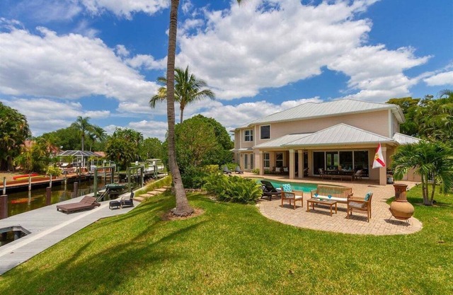 Sunnyside - Pool, Hot Tub & Direct access to River