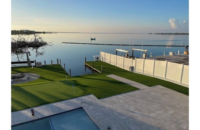 Sunrise Oasis in big pine key