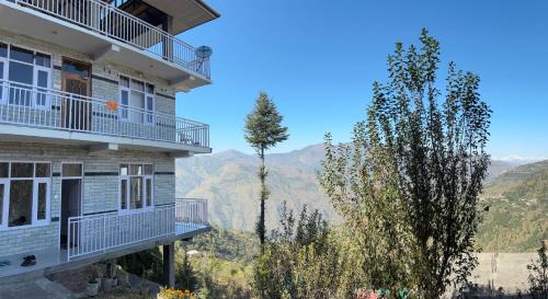 Sunrise Village Homestay