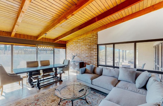 Sunrock on 8 Acres