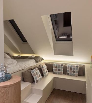 Sunset-Apartment in the center of Neuchâtel