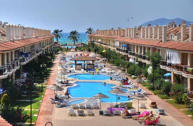 Sunset Beach Club Aqualettings Aqua 35