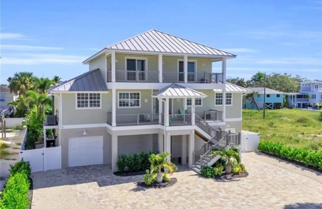 Sunset Breeze - Five Bedroom House, Sleeps 10