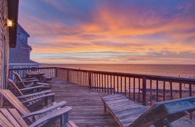 Sunset Club - Relaxing 3 Bedroom SoundFront Home in Frisco