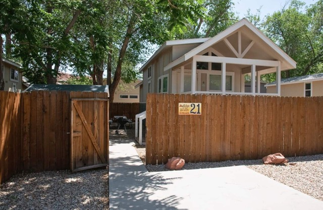 Sunset Mesa Cabin #21