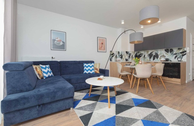 Sunset Resort 106 | 1 Bedroom | Parking | Balcony