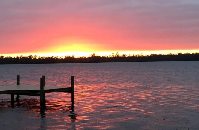 Sunset River Cottage on the Scenic St Johns River