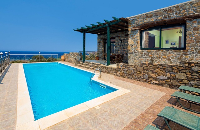 Sunset & Sea Views at villa Elafonissi with Private Pool and 2km from tavern