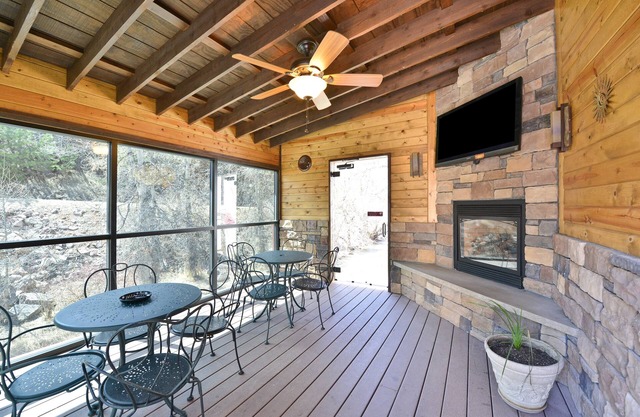 Super 8 by Wyndham Deadwood/Black Hills Area
